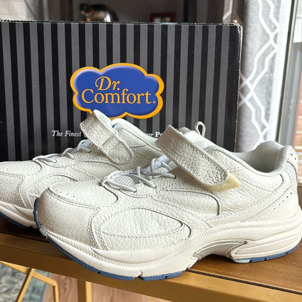 Dr comfort white deep athletic shoes no tie and stretch lace size 7 x-wide new